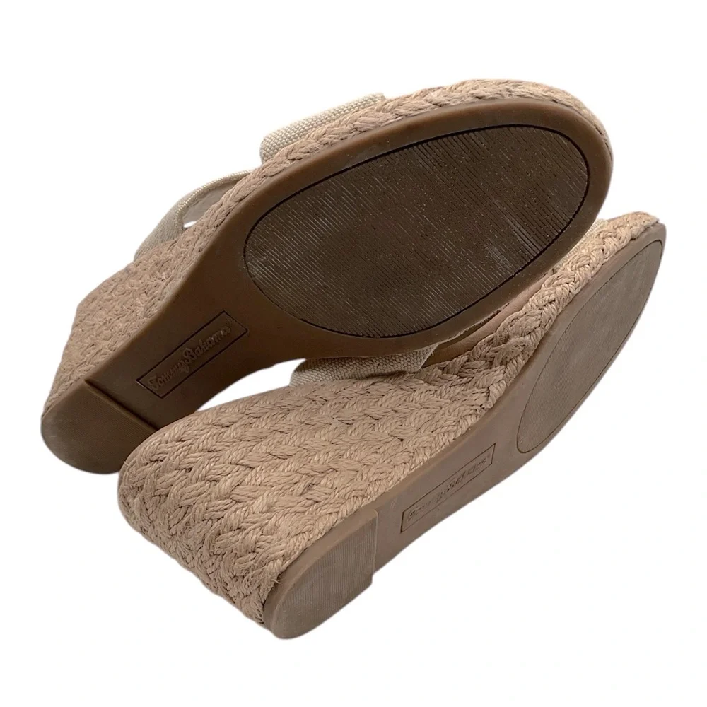 Tommy Bahama Women's Beige Cross-Strap Sandals‎ size 9.5
